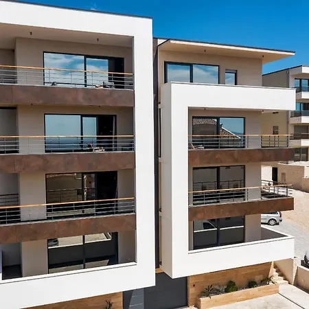 1-2 Luxury L&l - 100m From The - Makarska Exklusiv * טוצפי