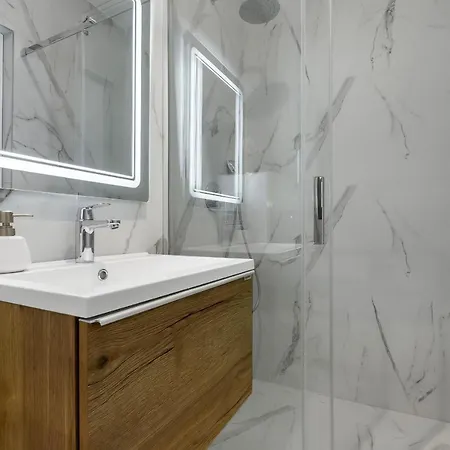 דירה 1-2 Luxury L&l - 100m From The - Makarska Exklusiv *